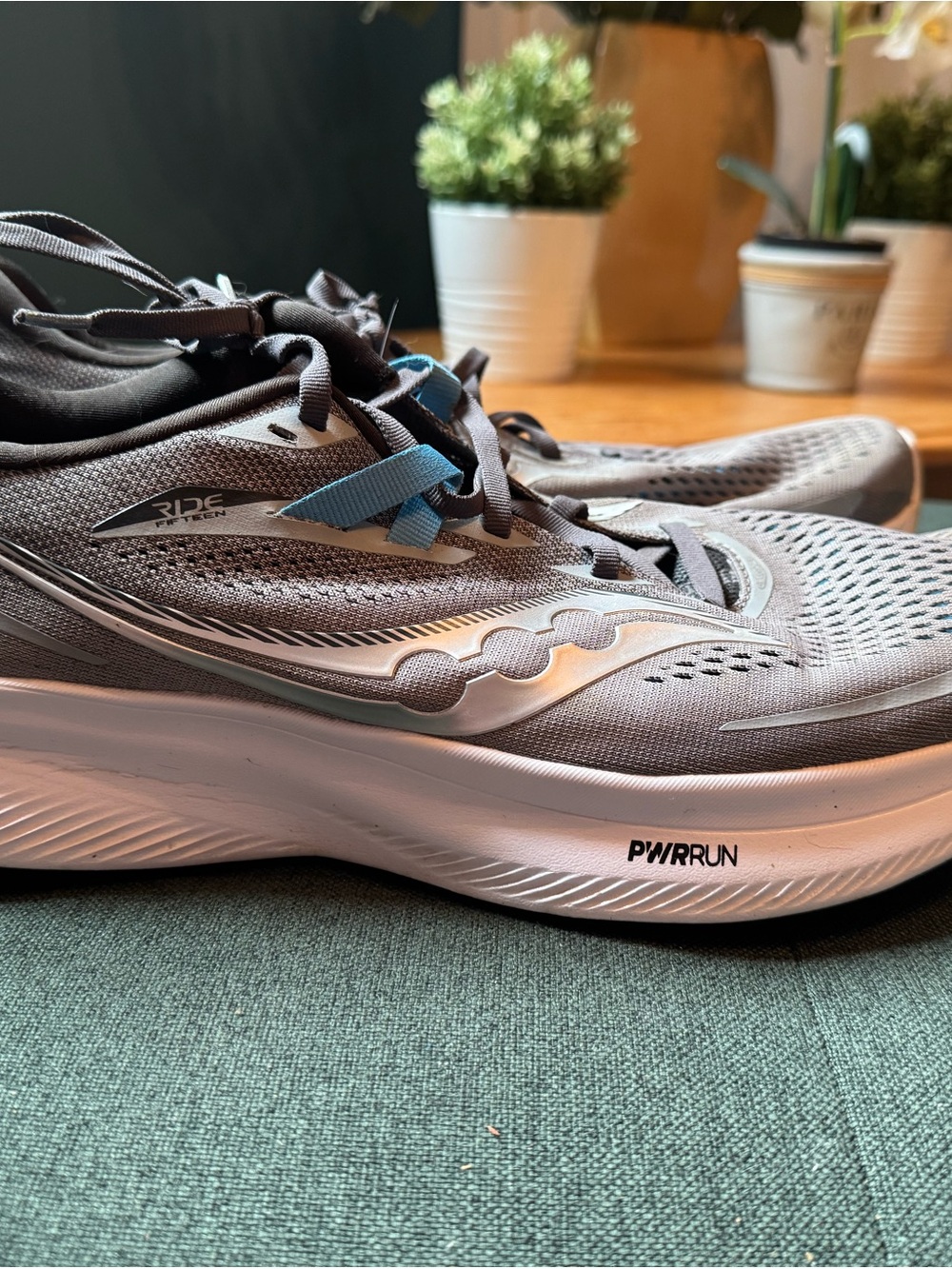 Saucony Gray Running Shoes with Blue Accents